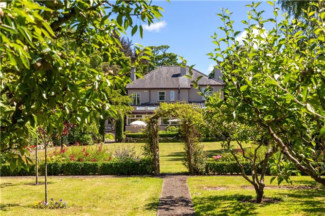 Estpark House, 107 Templeogue Road, Terenure, Dublin 6W