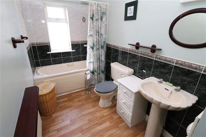 27 The Maples, Bettystown, Meath