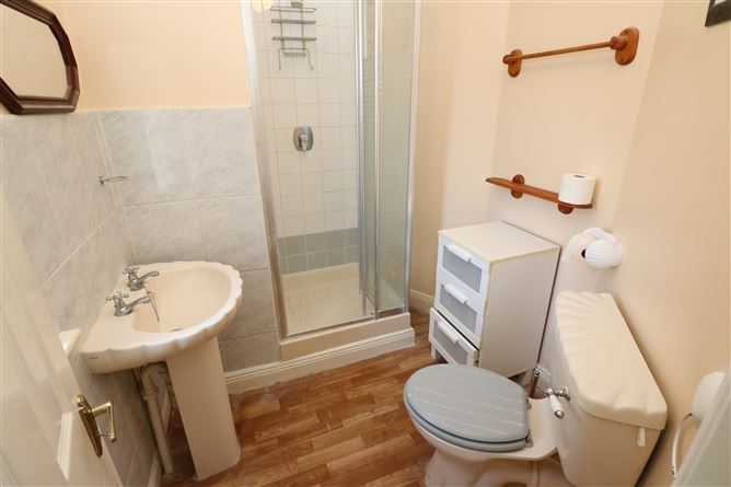 27 The Maples, Bettystown, Meath