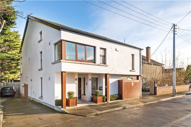 27 Bellevue Park, Booterstown, Co. Dublin