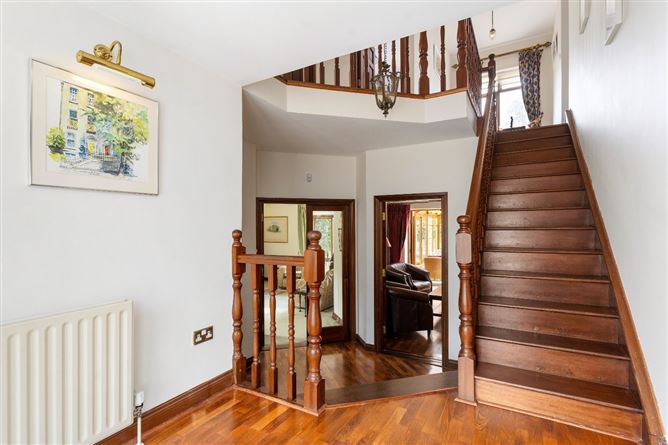 https://photos-a.propertyimages.ie/media/3/3/7/4997733/7ac5bafb-0ef3-46fe-8a22-20d725c9f20c_l.jpg