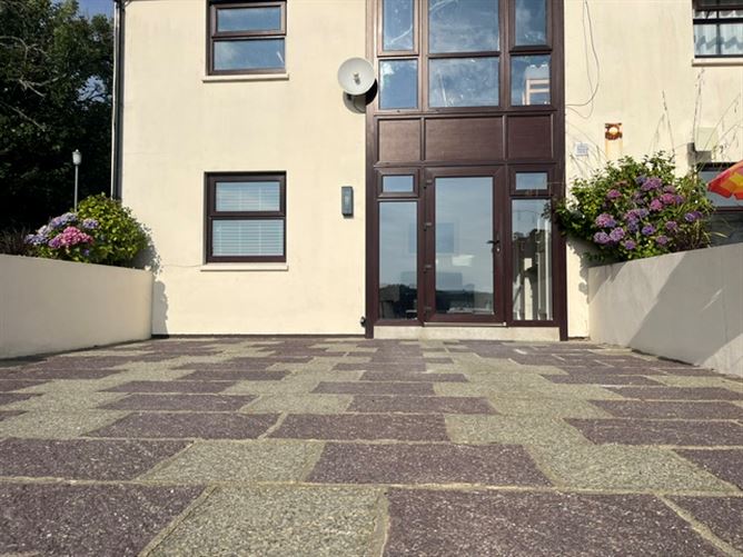 28 The Moorings, Colla Road, Schull,   West Cork