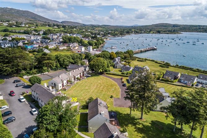 28 The Moorings, Colla Road, Schull,   West Cork