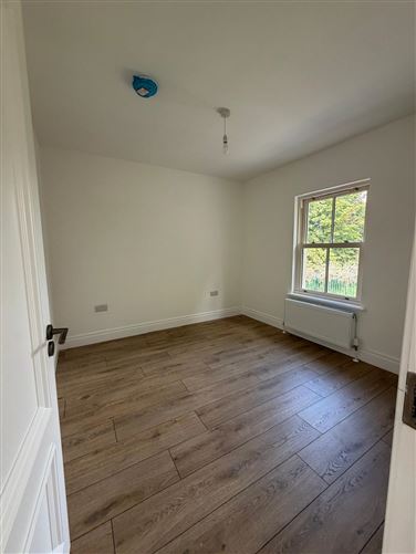 Photo 15 of 18 — 4 Fairgreen Row, Dundalk, Louth