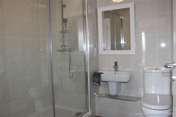24 Carmanhall Court, Leopardstown,   Dublin 18