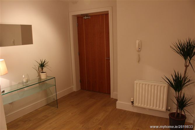 24 Carmanhall Court, Leopardstown,   Dublin 18