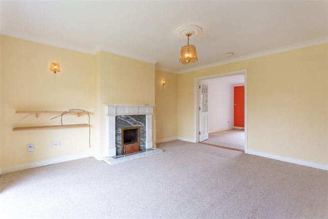 5 Weston Close, Lucan, Dublin