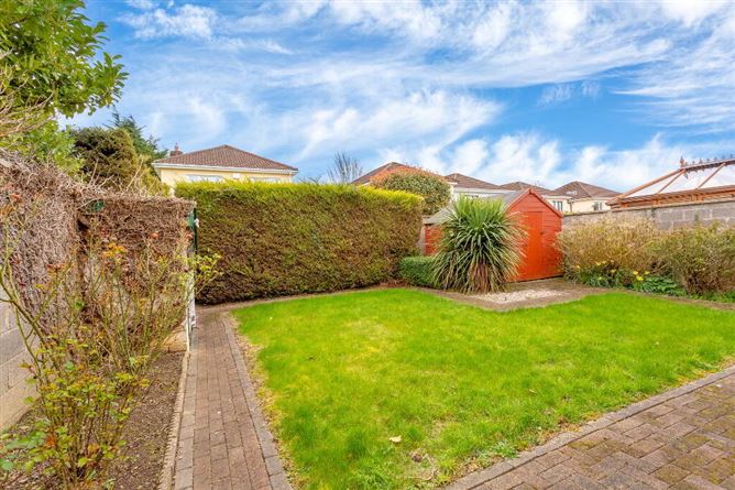 5 Weston Close, Lucan, Dublin