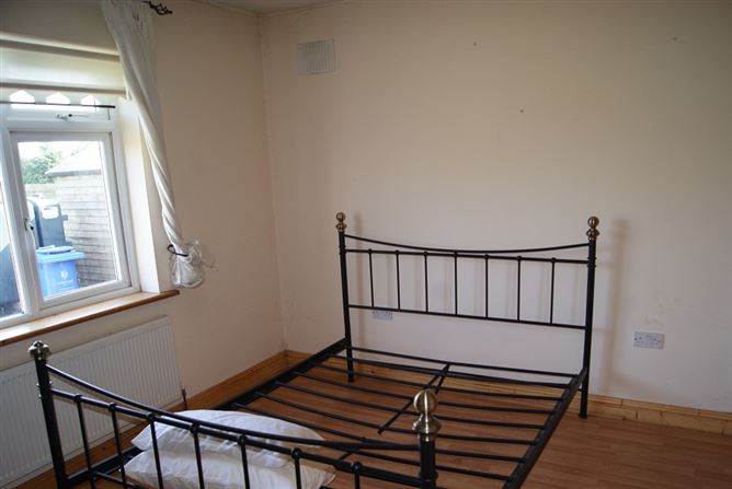8 Ardbeg, Newbawn, Wexford