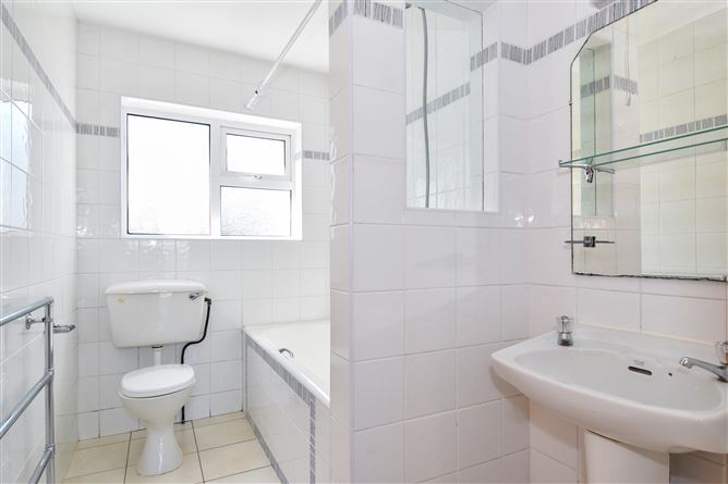 Liscard House, Carrowmanagh, Oughterard, Galway