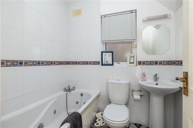 99 Ridgewood Green, Swords, County Dublin