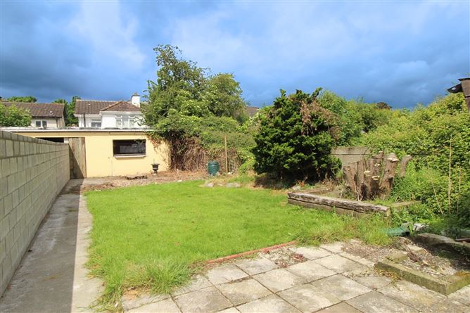 7 Dodsborough Cottages, Lucan, Co. Dublin