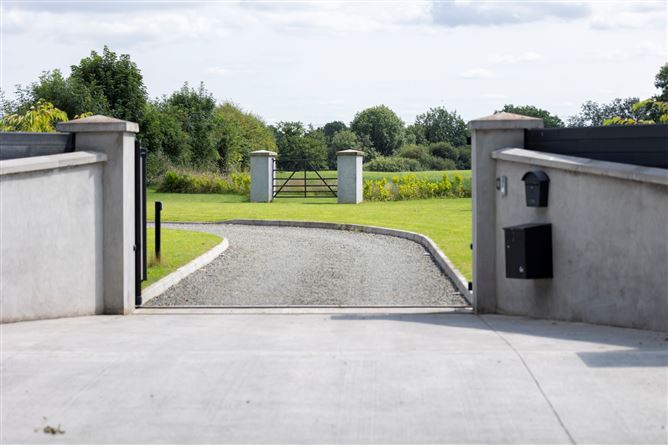 Clongill, Wilkinstown, Navan, Co. Meath