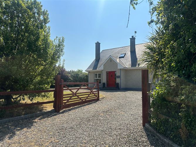 "Ross Lyng Cottage", Ford of Lyng, Rosslare Strand, Wexford