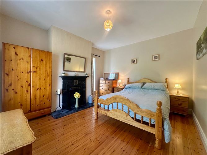 "Ross Lyng Cottage", Ford of Lyng, Rosslare Strand, Wexford