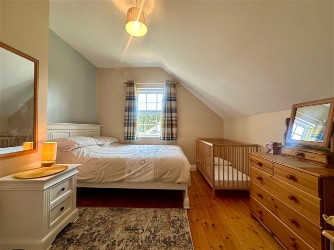 "Ross Lyng Cottage", Ford of Lyng, Rosslare Strand, Wexford