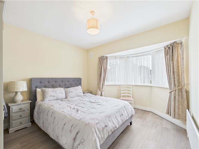 13 Croke Gardens, Thurles, Co. Tipperary