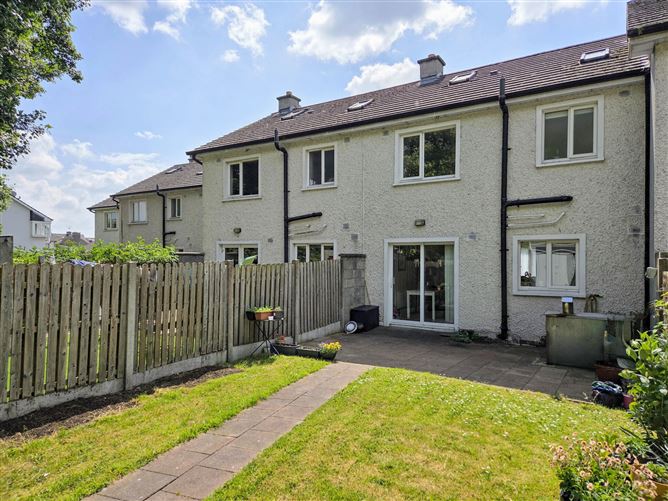 13 Croke Gardens, Thurles, Co. Tipperary