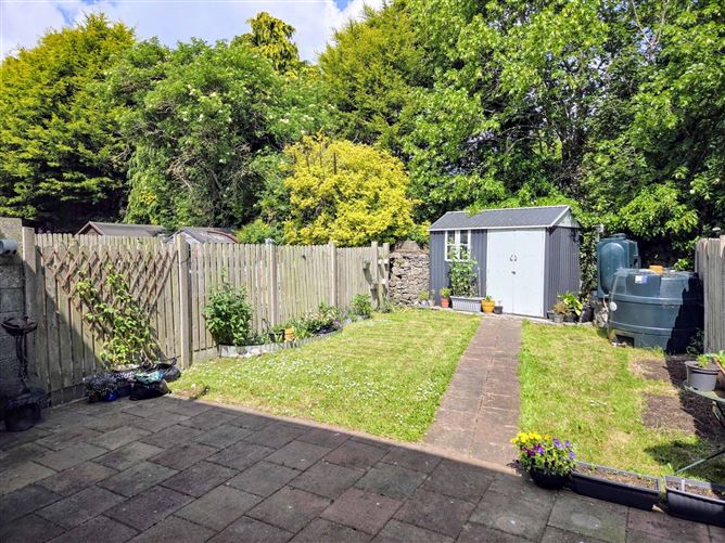 13 Croke Gardens, Thurles, Co. Tipperary