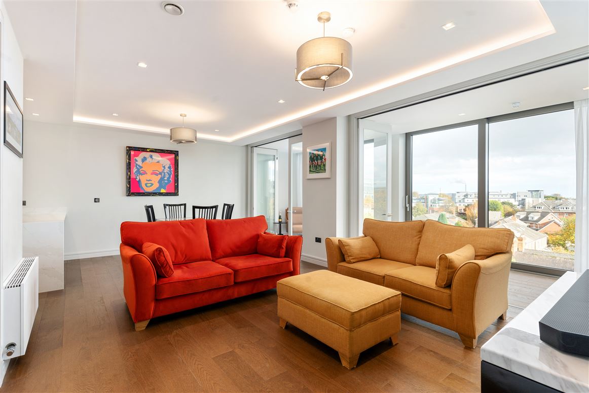 24 The Hutchins, Lansdowne Place, Ballsbridge, Dublin 4