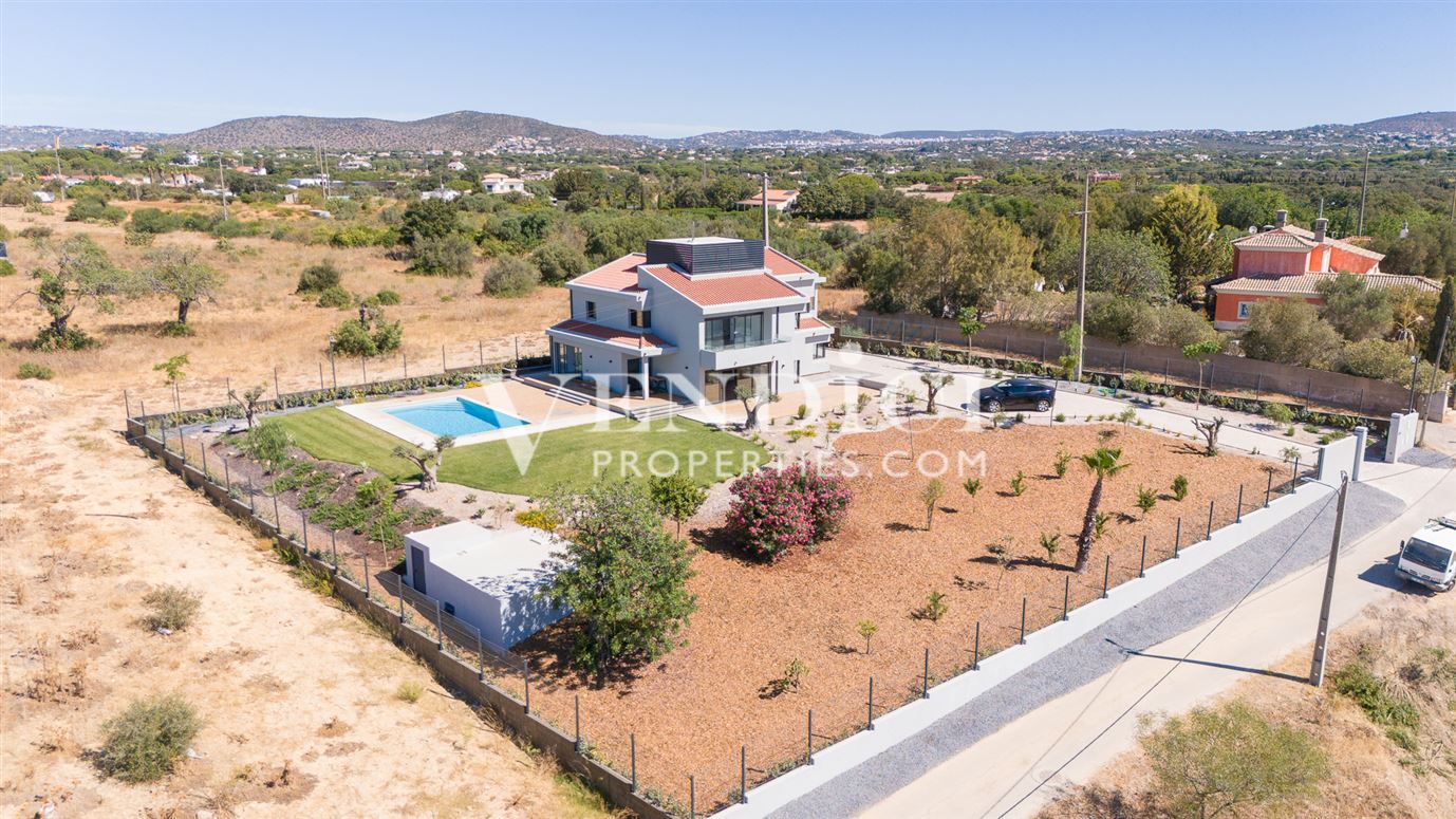 Fonte Santa, Algarve, Portugal