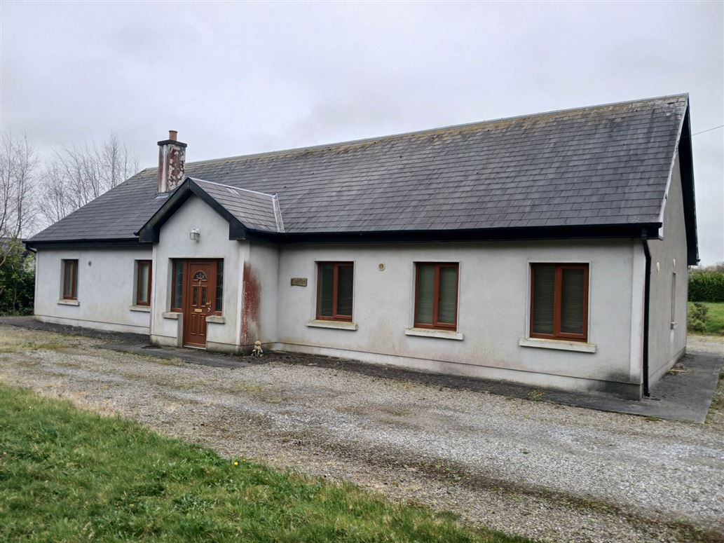 Mount Temple Village, Mount Temple, Athlone, County Westmeath