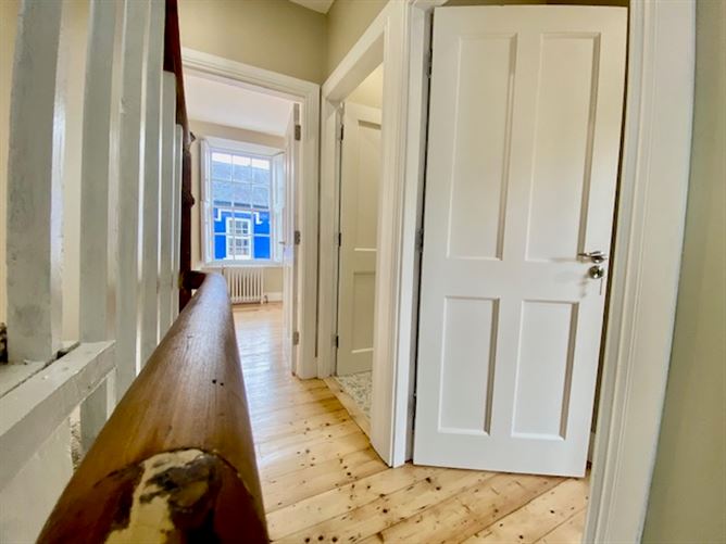 8 Bridge Street, Ramelton, Donegal