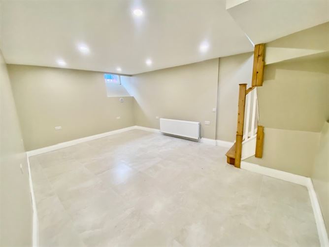 8 Bridge Street, Ramelton, Donegal