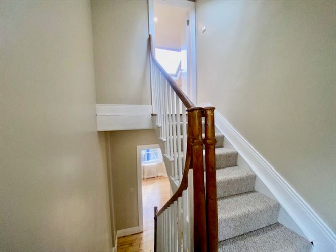 8 Bridge Street, Ramelton, Donegal