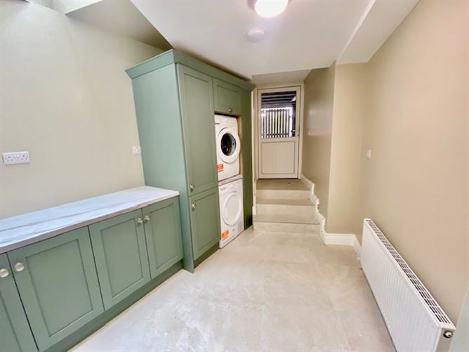 8 Bridge Street, Ramelton, Donegal