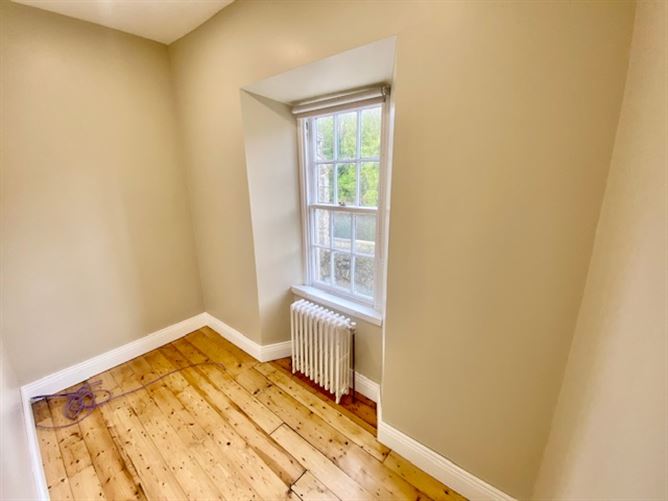 8 Bridge Street, Ramelton, Donegal