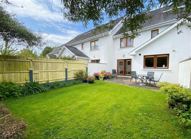 5 Admiral`s Walk, Kinsale, County Cork