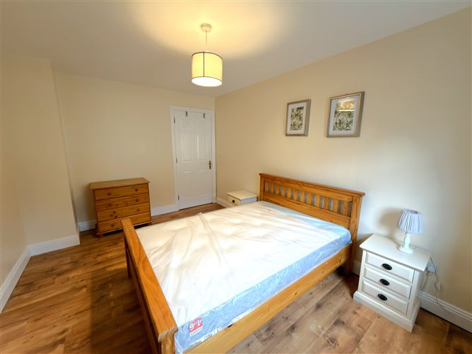 Photo 7 of 17 — 21 Ballycasey Court Apartments, Shannon, Clare