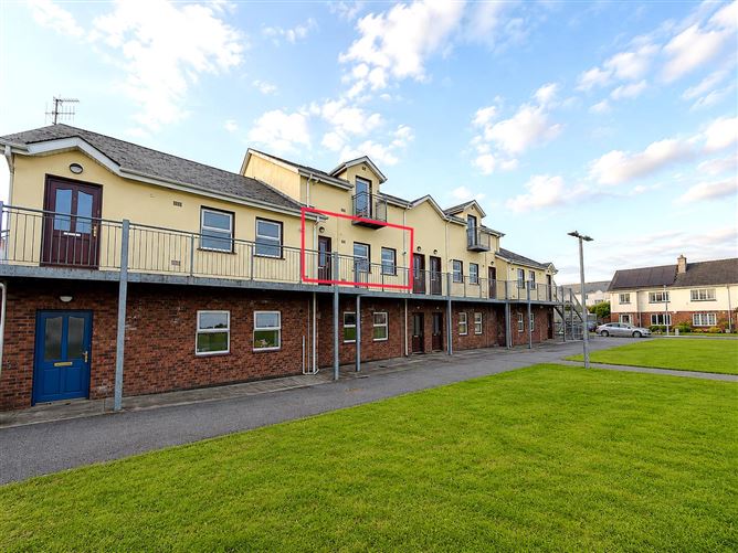 Photo 16 of 17 — 21 Ballycasey Court Apartments, Shannon, Clare