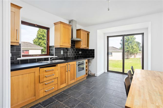 Photo 6 of 18 — 6 Ardevan Court, Monasterevin, Co. Kildare