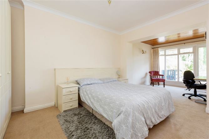 5 Hyde Park Avenue, Blackrock, Co. Dublin
