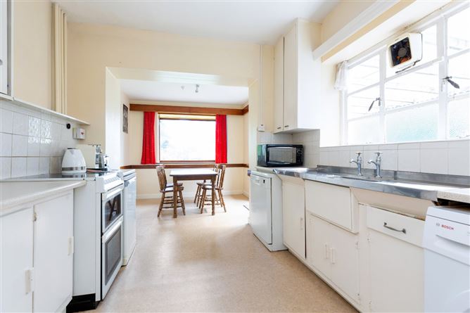 5 Hyde Park Avenue, Blackrock, Co. Dublin