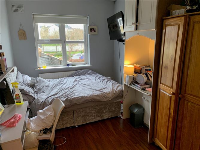 64 Maigh Riocaird, Headford Road, Galway City, Co. Galway