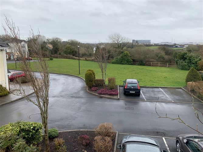 64 Maigh Riocaird, Headford Road, Galway City, Co. Galway