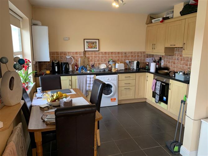 64 Maigh Riocaird, Headford Road, Galway City, Co. Galway