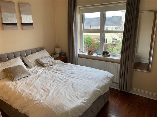 64 Maigh Riocaird, Headford Road, Galway City, Co. Galway