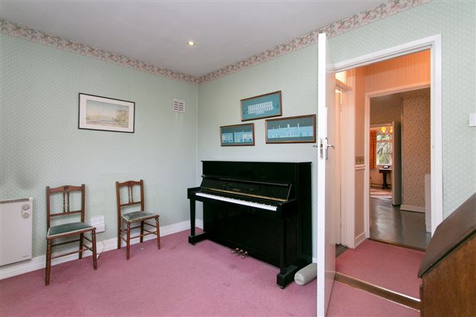 20 Fosters Avenue, Mount Merrion, Co. Dublin