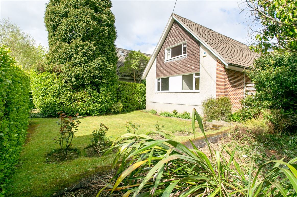 20 Fosters Avenue, Mount Merrion, Co. Dublin