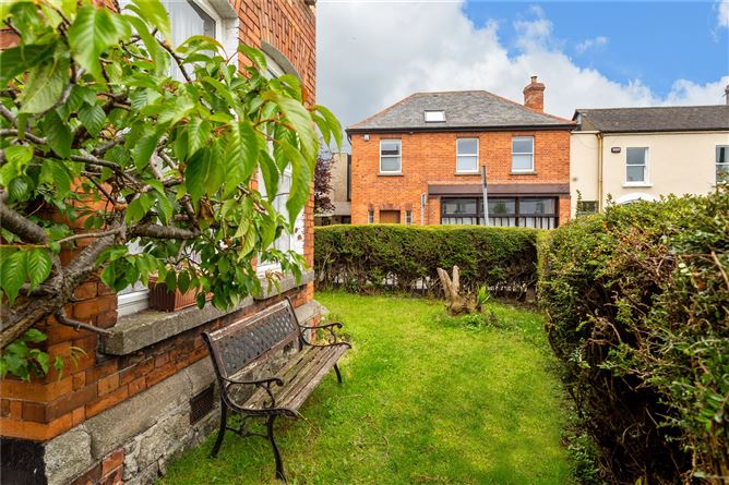 2 Dromard Terrace, Sandymount, Dublin 4