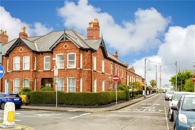2 Dromard Terrace, Sandymount, Dublin 4