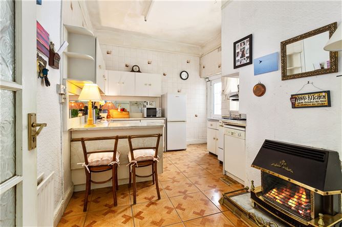 2 Dromard Terrace, Sandymount, Dublin 4