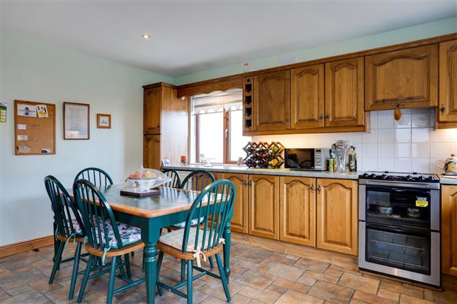 17 Rye River Crescent, Leixlip, Co. Kildare