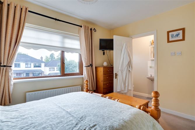 17 Rye River Crescent, Leixlip, Co. Kildare