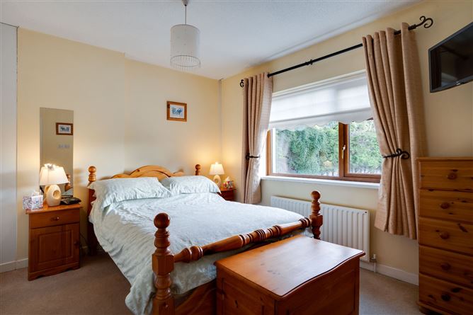 17 Rye River Crescent, Leixlip, Co. Kildare