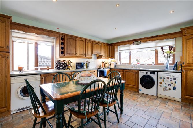 17 Rye River Crescent, Leixlip, Co. Kildare